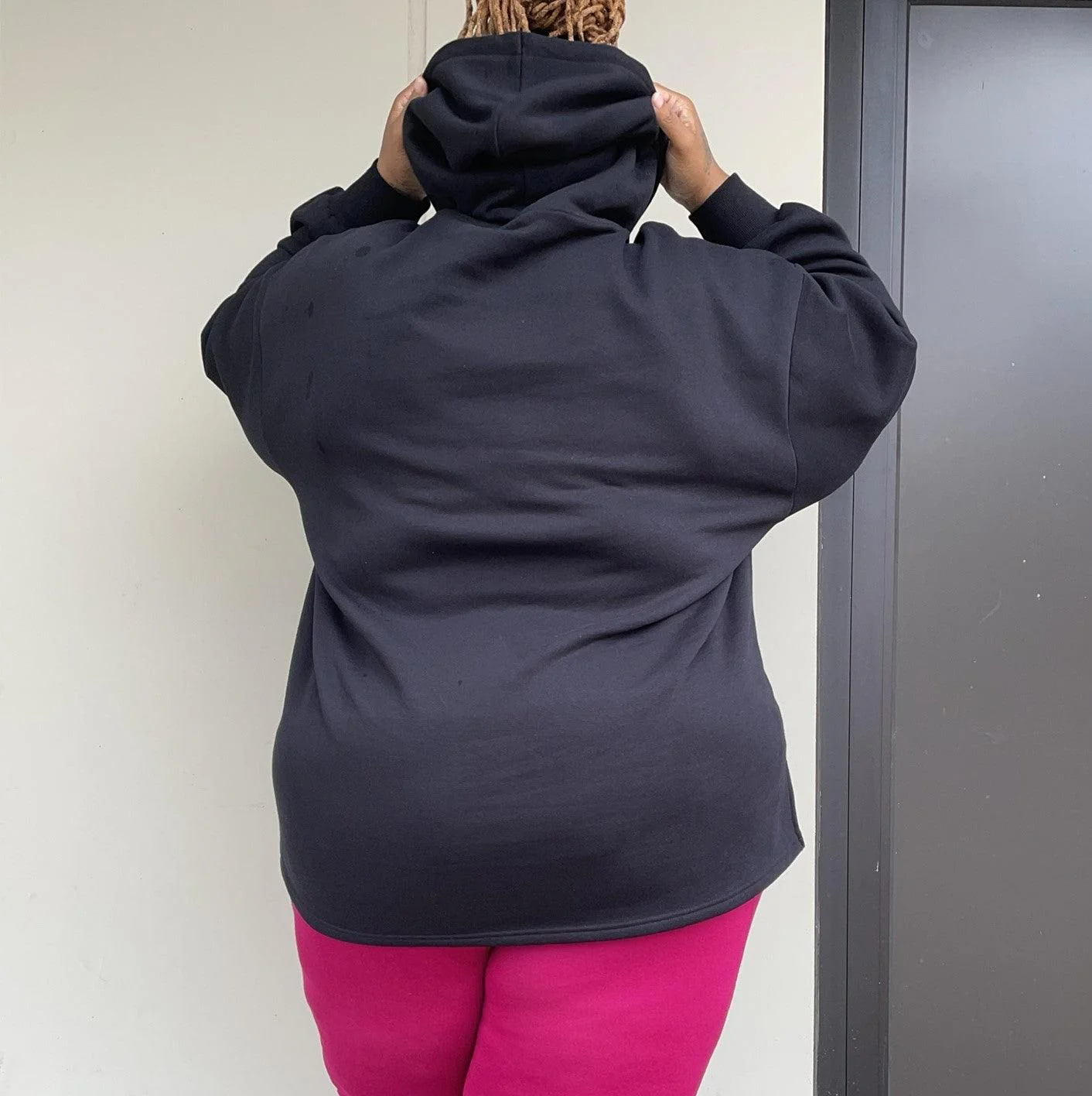Organic Cotton Longline Hoodie - Black - Image 32